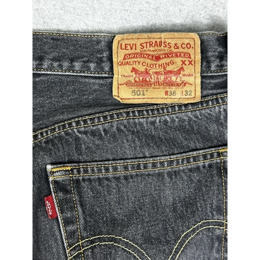 Levis 501 Jean 36x32 Charcoal Black‎ Wallet Fade Button Fly Cotton Y2K